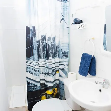 Apartment Arquitecto Alfaro 5 *